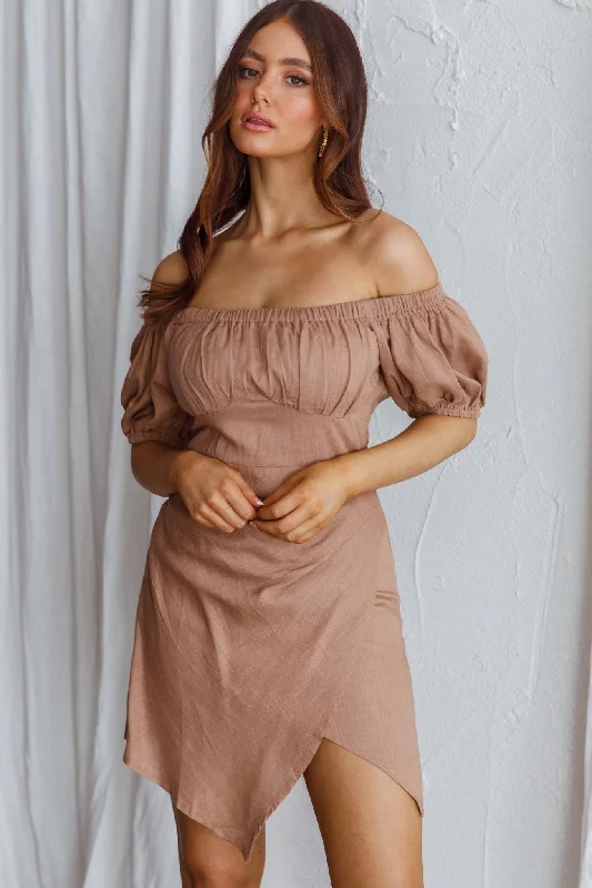 Dayanara Off-Shoulder Puff Sleeve Dress Mocha