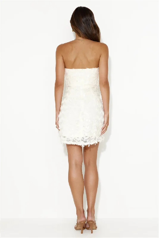 Fancy Affair Strapless Sequin Mini Dress Cream