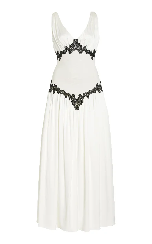 Highland Lace Dress in Ivory Silk Satin