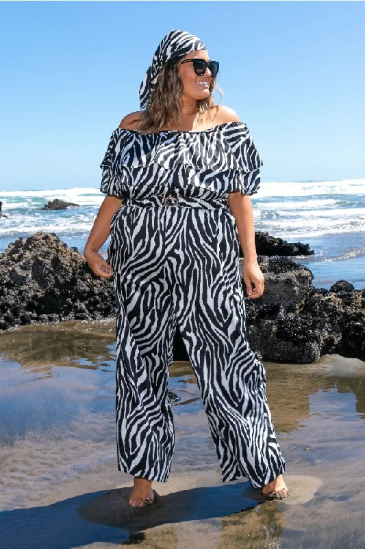 STELLA ROYAL (BN) ""Faye' zebra print jumpsuit! 18