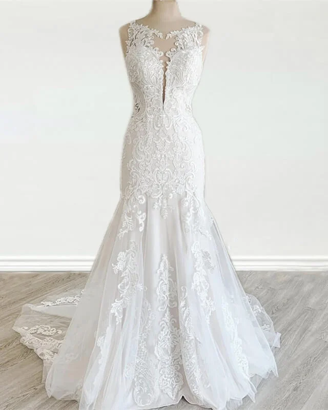 Vintage Lace Scoop Neckline Wedding Dress Mermaid