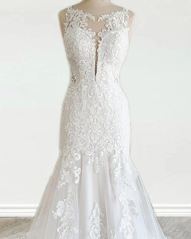 Vintage Lace Scoop Neckline Wedding Dress Mermaid