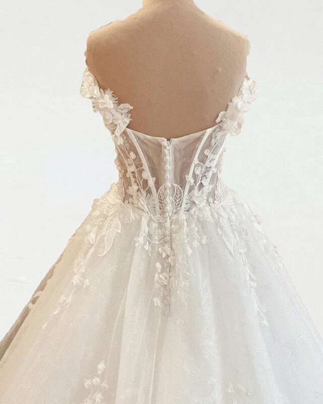 Princess Corset Wedding Dress With 3D Lace