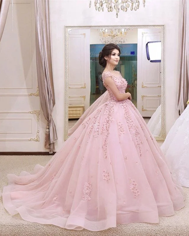 Modest Cap Sleeves Ball Gown Quinceanera Dresses Appliques