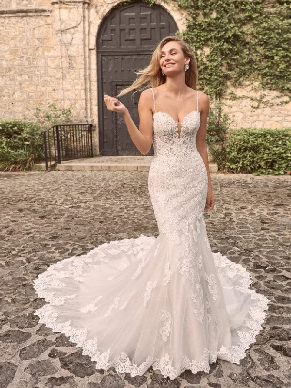Your Favorite Sale is Back!Maggie Sottero Fiona - Size 8