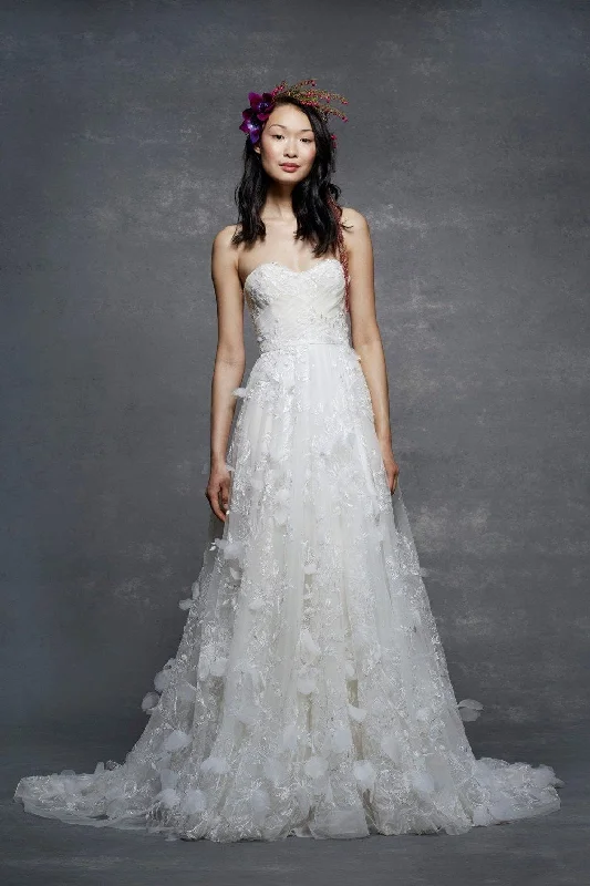 Bigger Savings, Better Shopping!Marchesa Notte Wendy - Size 2