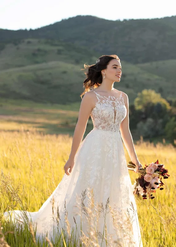 Upgrade for Less!Martina Liana 1183 - Size 12