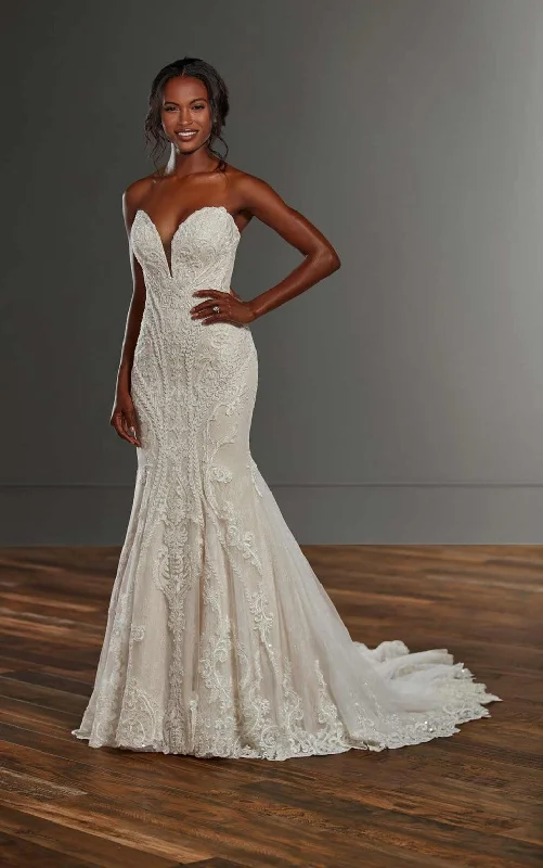 Steals and Deals Await!Martina Liana 1187 - Size 14