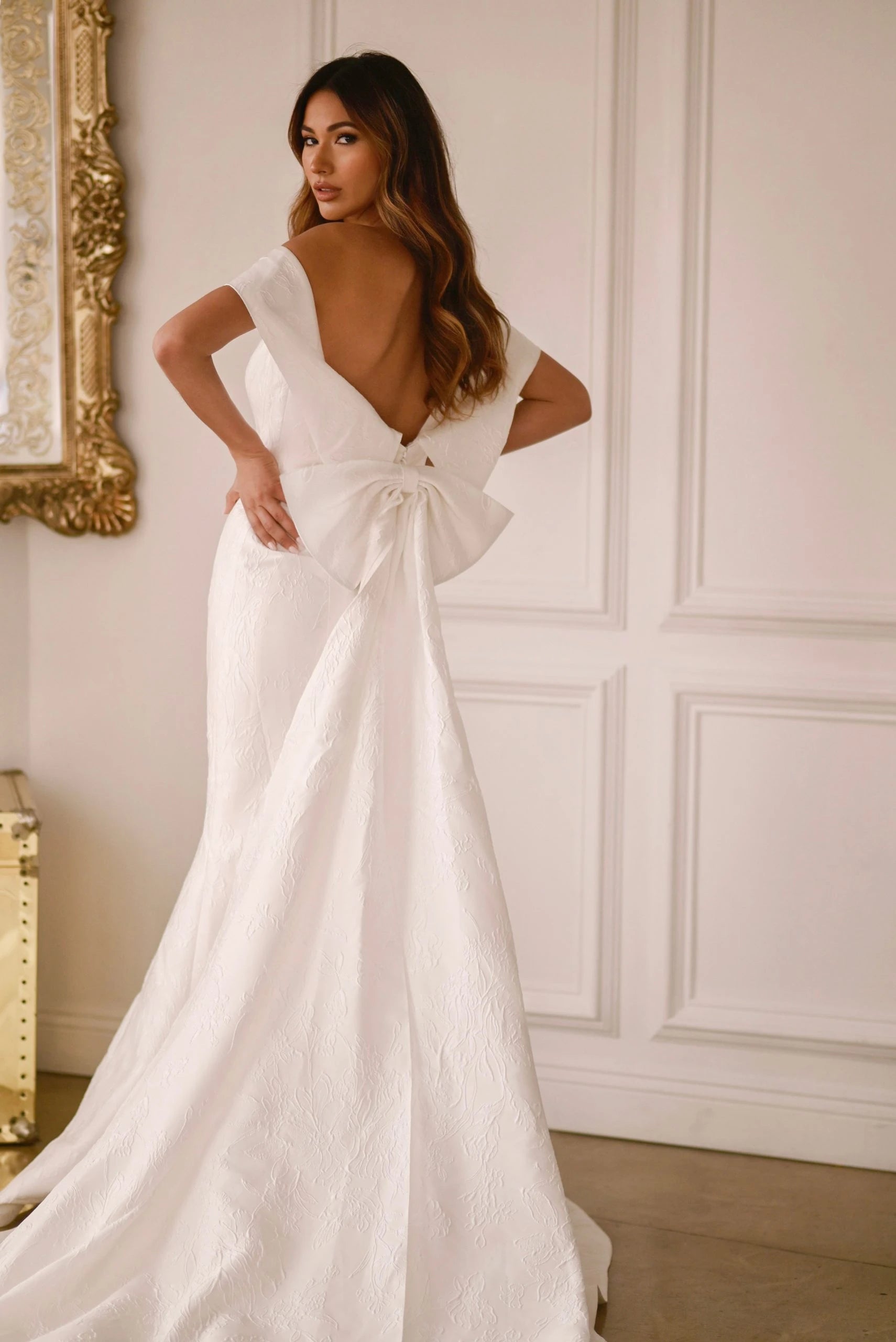 Get More for Less!Martina Liana 1619