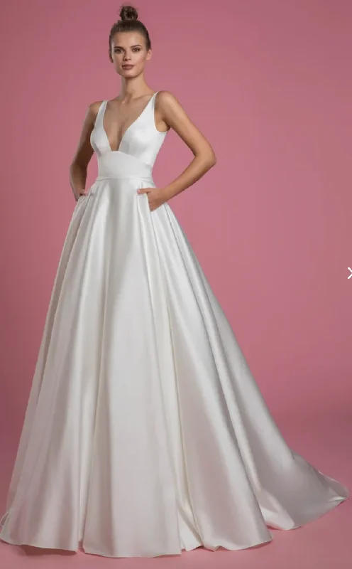 Get the Best for Less!Pnina Tornai P by Pnina Tornai Style #2106