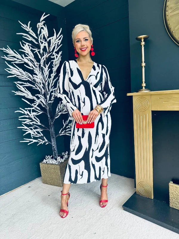 Save More with Every Purchase!Laura Pleated Maxi Dress Black & White