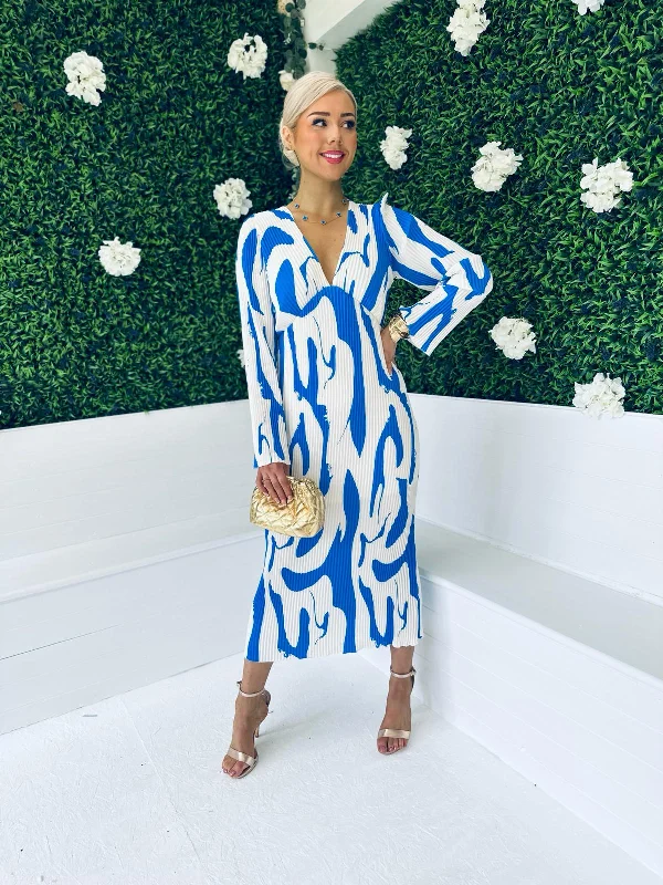 Instant Savings Await!Laura Pleated Maxi Dress White & Blue