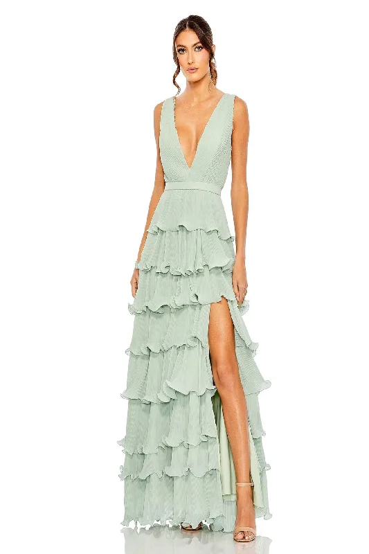 Shop Early, Save Big!Mac Duggal 49054