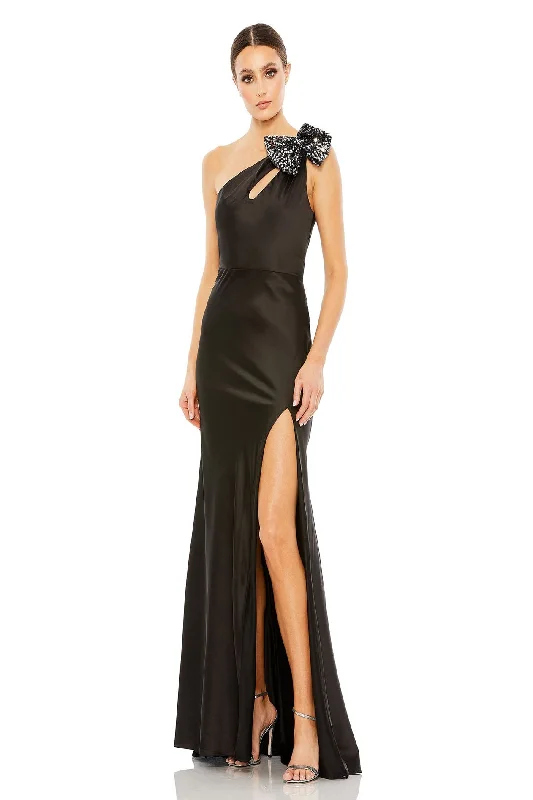Shop More, Spend Less!Mac Duggal 68100