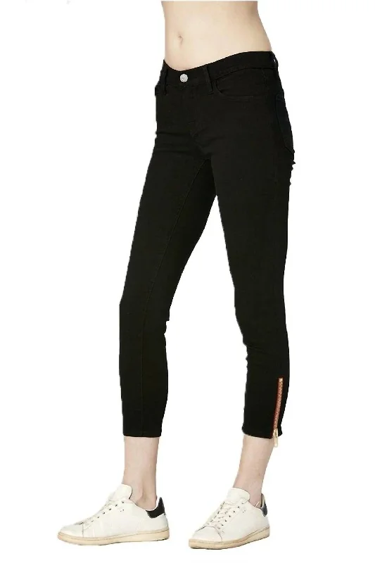 Don't Miss Out!Skinny Crop Pant In Black
