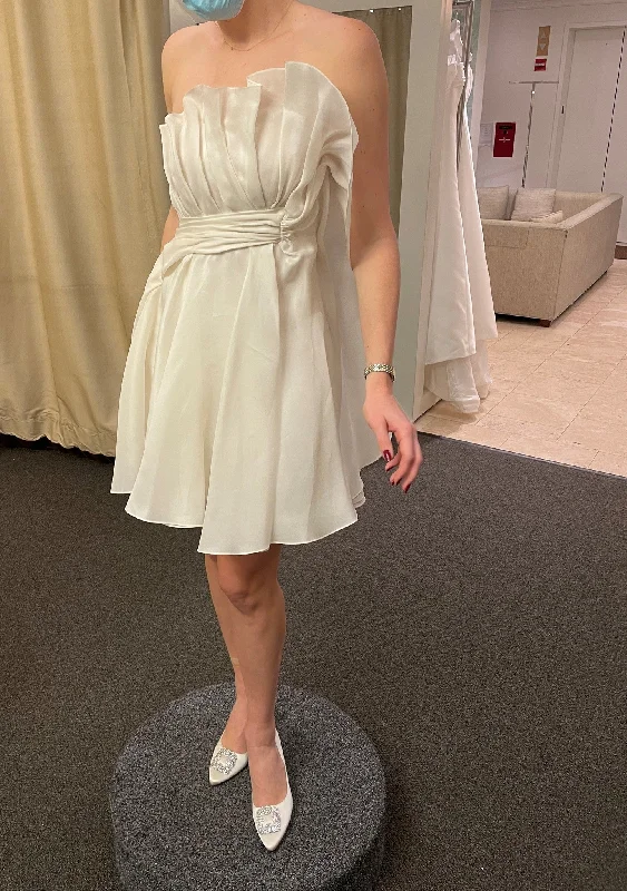 Crazy Discounts Inside!Carolina Herrera Naomi