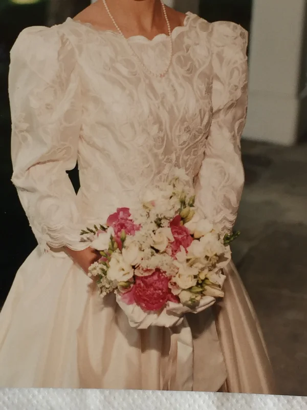 Limited-Time Price Drop!Carolina Herrera Silk Shantung