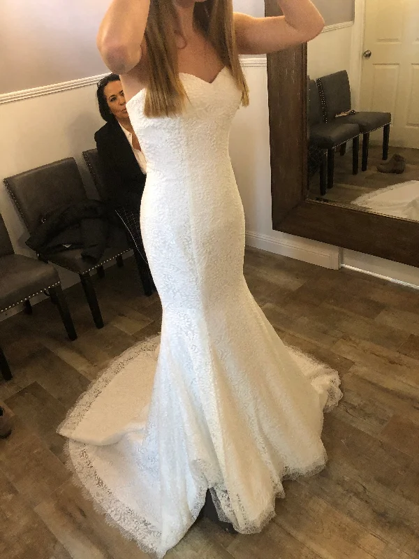 Hot Deals You Can’t Resist!Carrafina 4251
