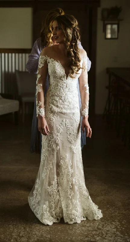 Snag the Best Prices Now!Casablanca 2356 Madelyn