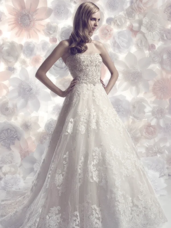 Bigger Savings, Better Shopping!Casablanca B098