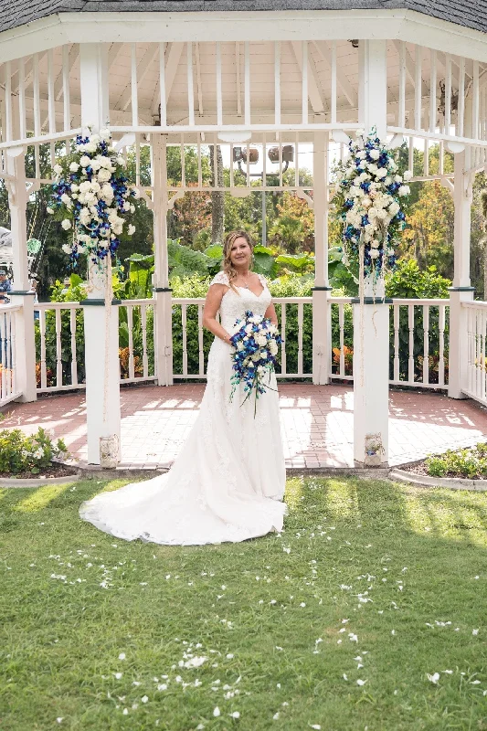 Crazy Discounts Inside!Casablanca Lace With Illusion Back