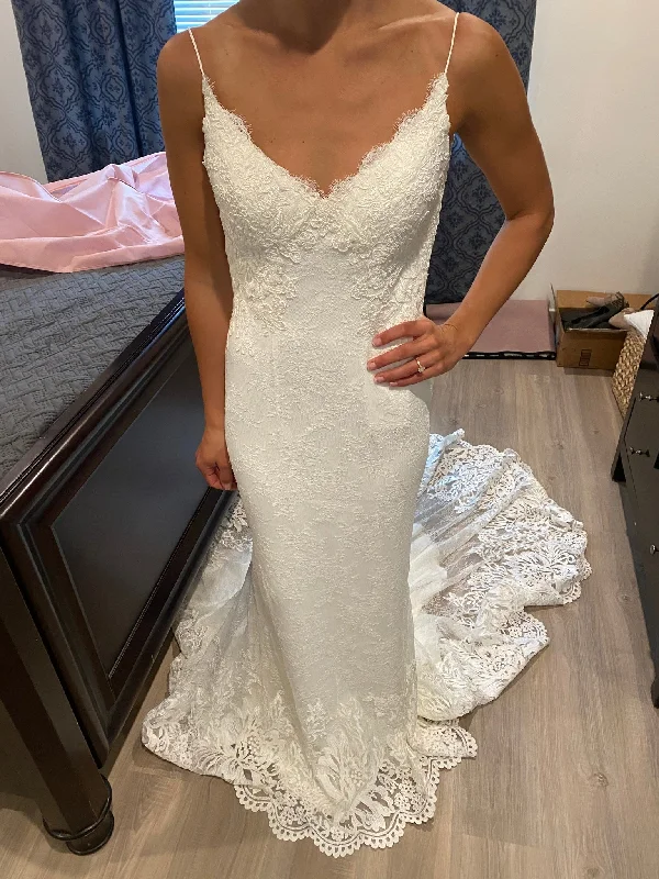 Every Deal is a Steal!Christina Wu Lara