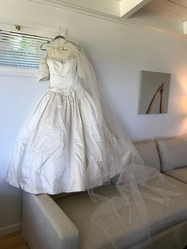 Don’t Wait – Deals Won’t Last!Christos Ivory Classic