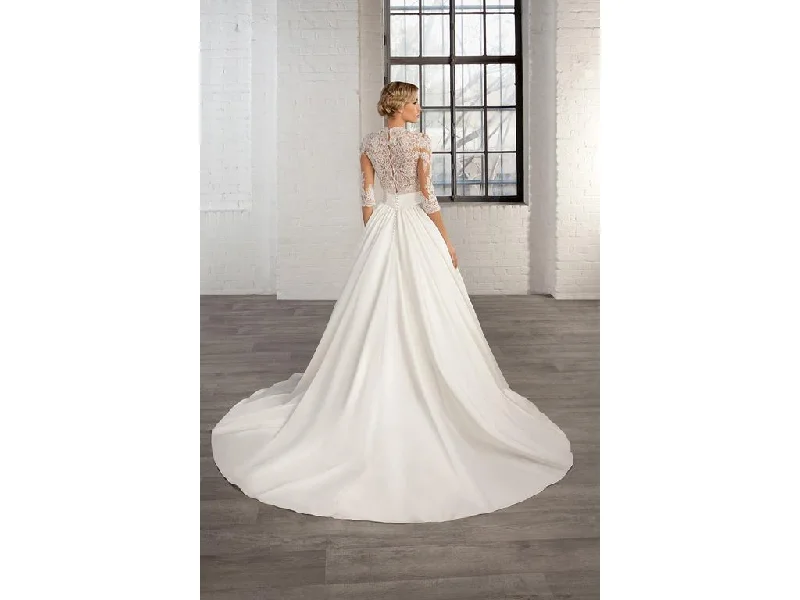 Score Huge Discounts Today!Demetrios 7746