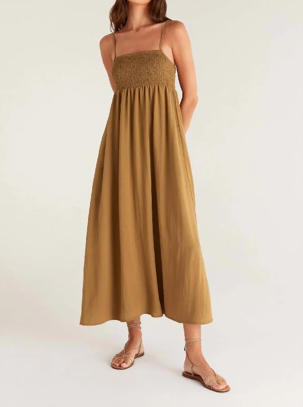 Limited Deals, Unlimited Savings!Beachside Midi Dress In Otter