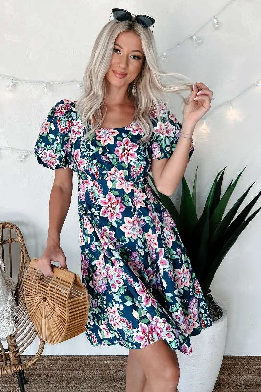 Don't Miss Out!Graceful Blooms Floral Mini Dress (Navy)