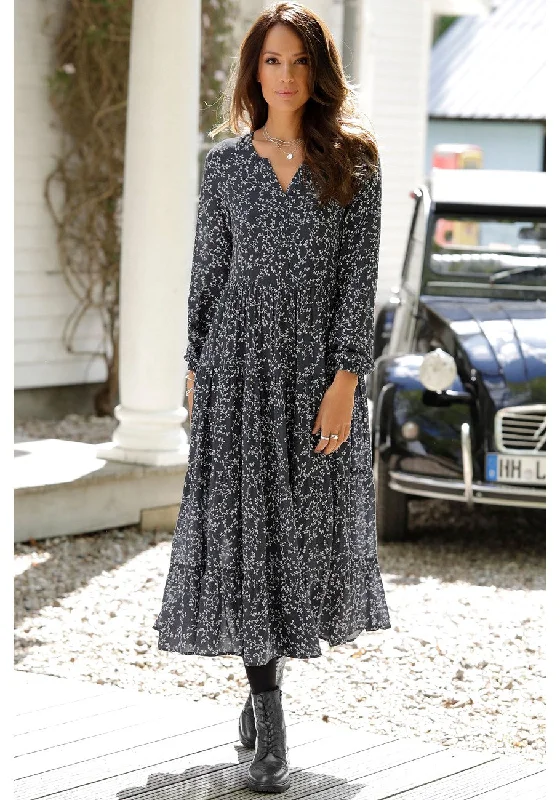 Everything Must Go!LASCANA Long Sleeve Maxi Dress