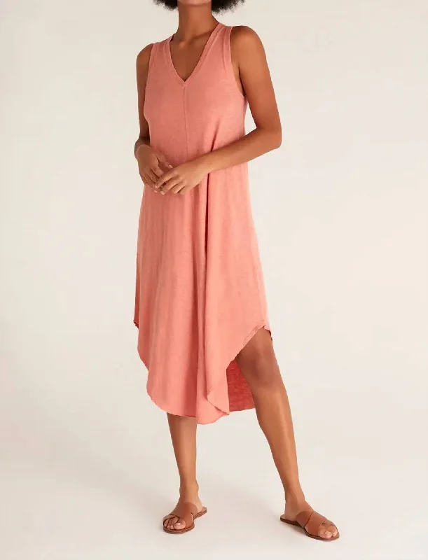 Your Best Deals Are Here!Reverie Midi Dress In Canyon Rose