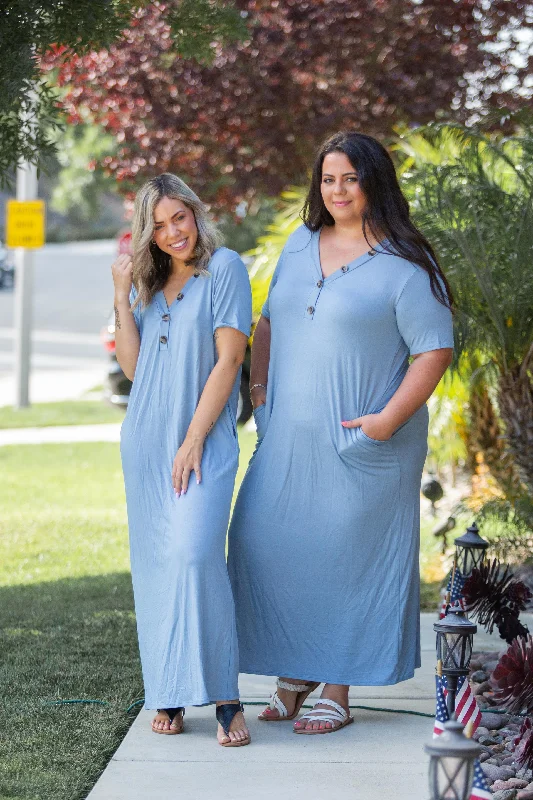 Huge Savings – Act Now!Sky's The Limit Maxi Dress
