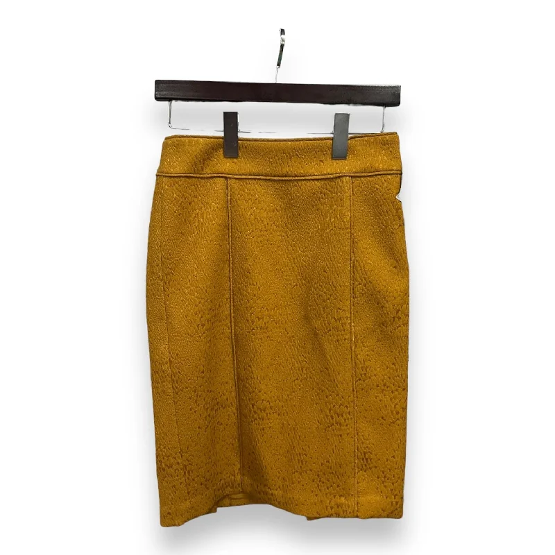Your Favorite Sale is Back!Skirt Midi By Banana Republic  Size: Xs