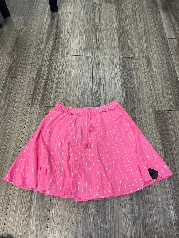 Buy More, Save More!Skirt Mini & Short By Crown And Ivy  Size: S