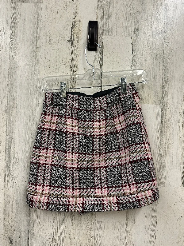 Incredible Savings Inside!Skirt Mini & Short By Forever 21  Size: S