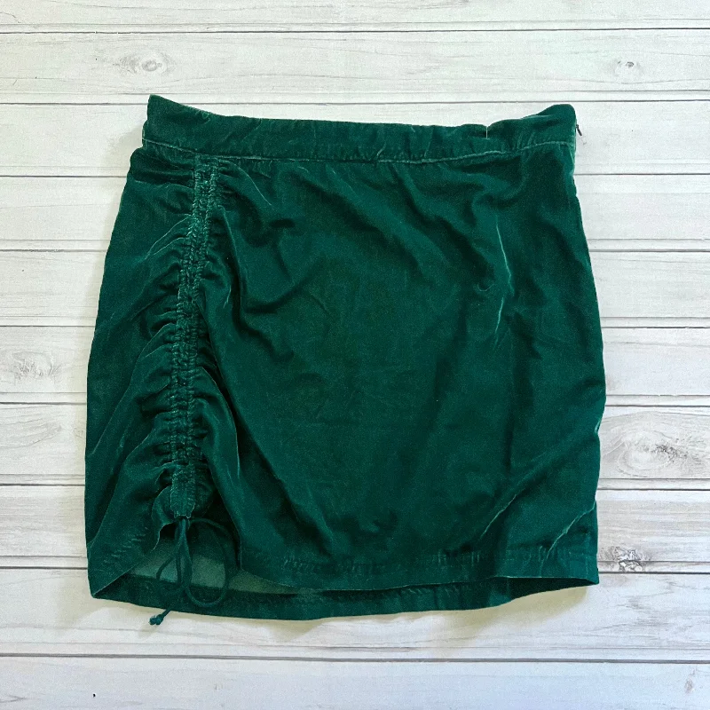 New Discounts Just Dropped!Skirt Mini & Short By Free People  Size: 10
