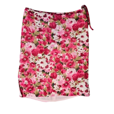 Don’t Wait – Shop Today!Skirt Mini & Short By Laundry  Size: 4