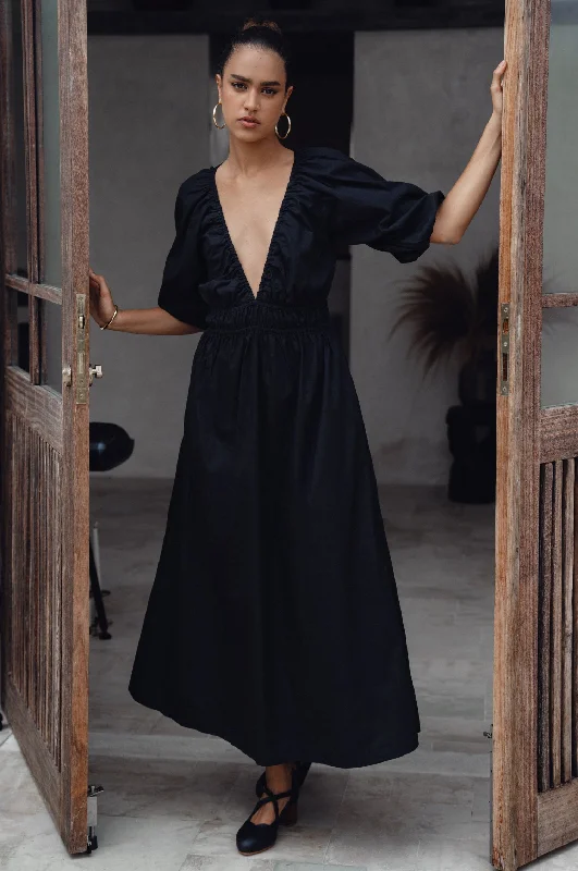 Time to Snag a Bargain!Kezas Cotton Maxi Dress