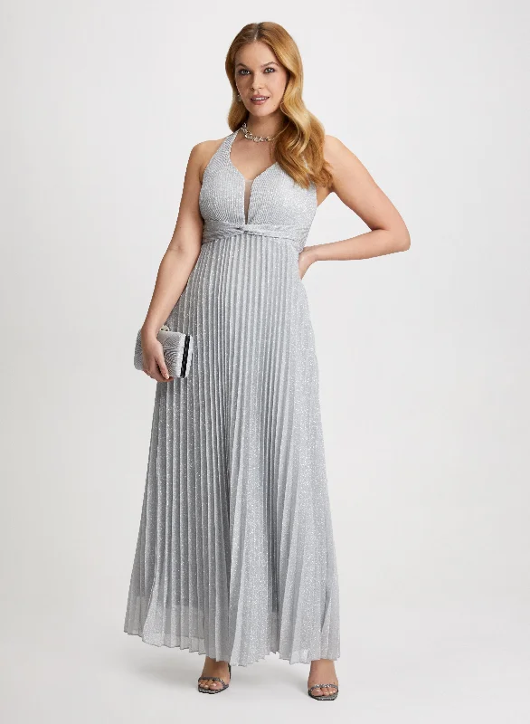 Steals and Deals Await!Long Knit Dress With Pleats