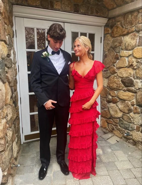Shop Now and Save!A line Red Lace Long Prom Dresses     cg24898