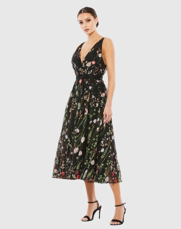 Exclusive Savings This Week!Floral Embroidered Midi Dress