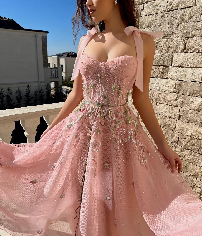 Your Exclusive Offer Awaits!Fairyland Fantasy Midi Dress