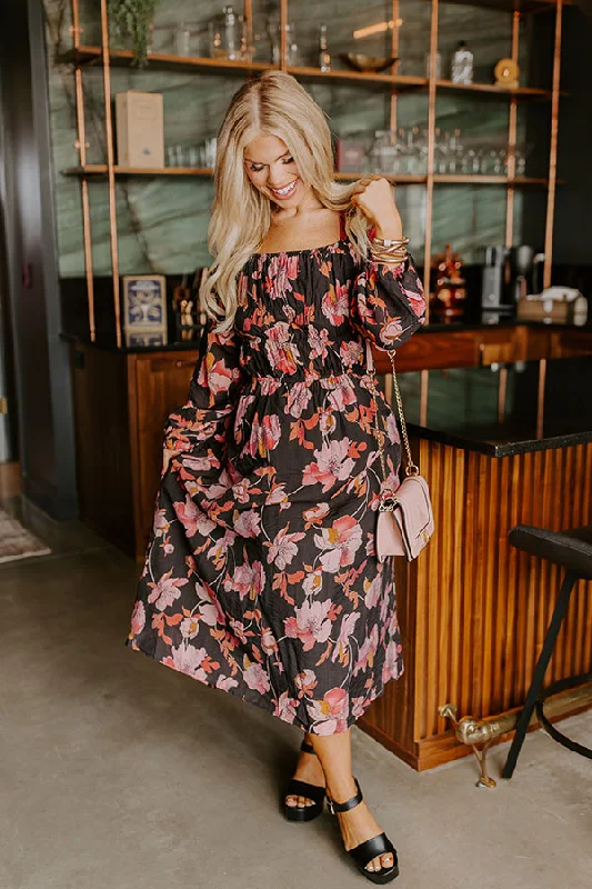 Your Shopping Wish, Our Discount Command!Napa Valley Stroll Floral Midi Curves